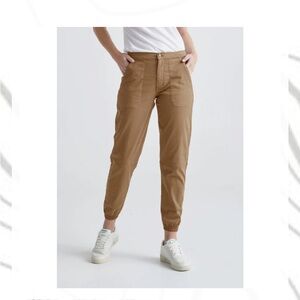 NWOT DUER Live Lite High Rise Jogger